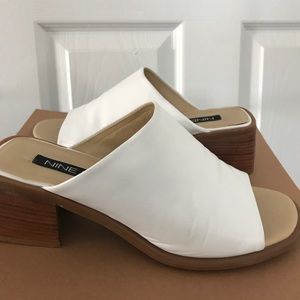 Vintage white heels sandals